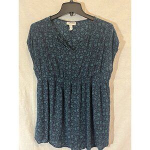 Liz Lange Maternity Medium Blue Floral Blouse